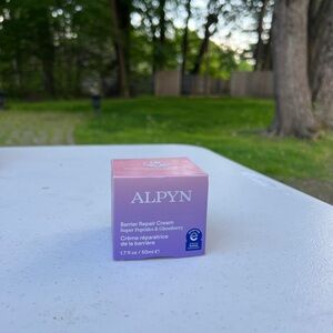 Alpyn beauty barrier repair cream